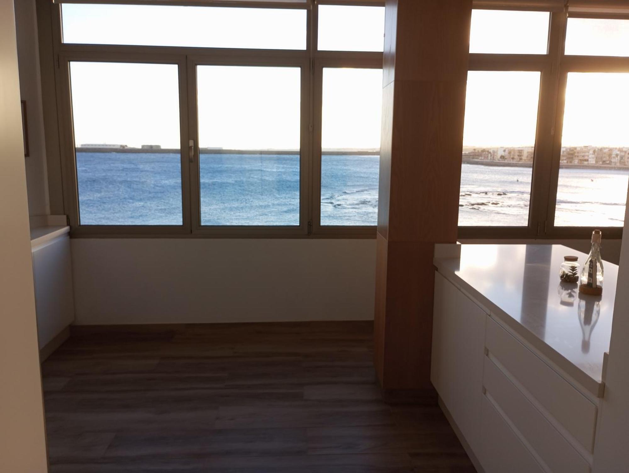 Апартаменты Sea View On Arinaga Beach Экстерьер фото